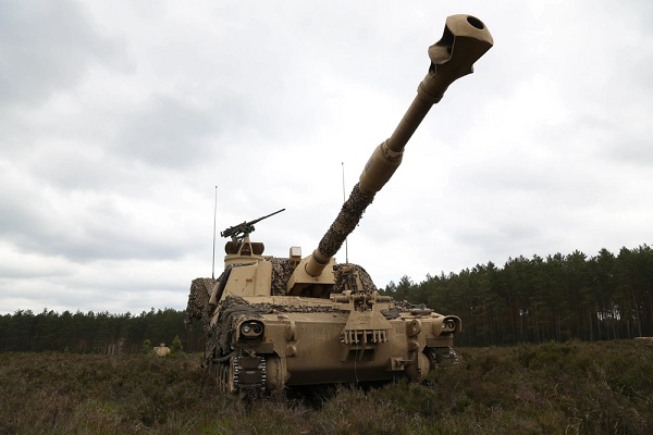Paladin Self-propelled M109 Howitzer